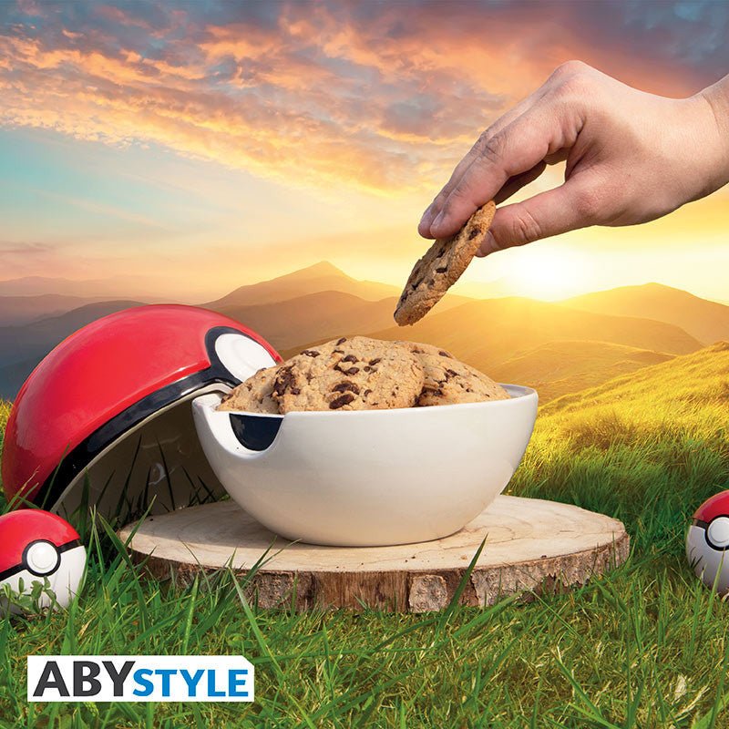 pokemon-cookie-jar-pokeball open
