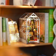 Robotime Book Nook Garden House - Animerch