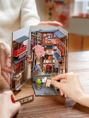 Robotime Book Nook Sakura Wine Alley - Animerch